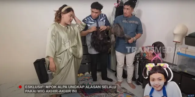 6 Potret kamar tidur Mpok Alpa, desainnya elegan dan unik