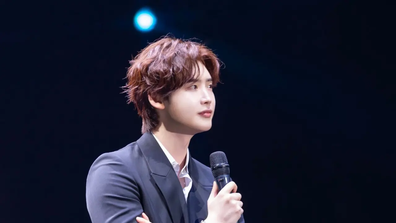 Lee Jong Suk saat fan meeting di Jakarta