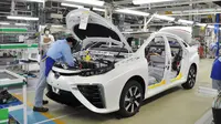 Toyota memperingatkan konsumen yang akan membeli Mirai untuk menunggu selama tiga tahun.