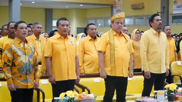 Ketua Umum DPP Partai Golkar Airlangga Hartarto, dalam rapat koordinasi kader Golkar seluruh Provinsi Kalbar