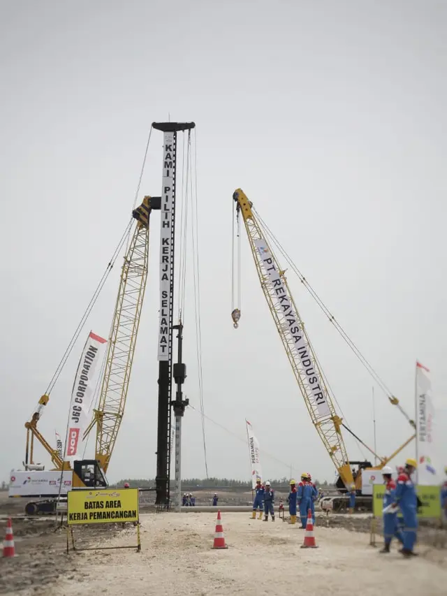 PT Pertamina EP Cepu (PEPC) melakukan pemancangan Perdana EPC Gas Processing Facisilty (GPF) proyek pengembangan lapangan gas unitisasi Jambaran - Tiung Biru (JTB). Dok Pertamina EP