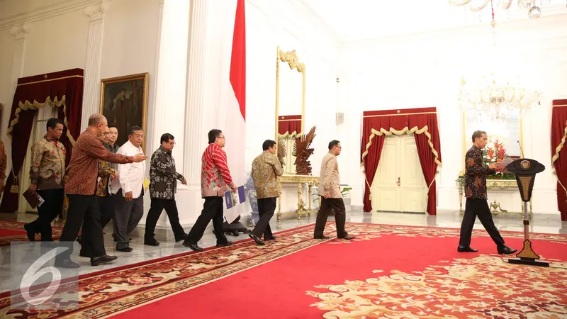 20150909- Jokowi Umumkan Tiga Paket Kebijakan Ekonomi-Jakarta