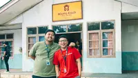 6 Potret Muhadkly Acho di Lokasi Syuting Film Agak Laen Menyala Pantiku, Kini Panen 11 Juta Penonton