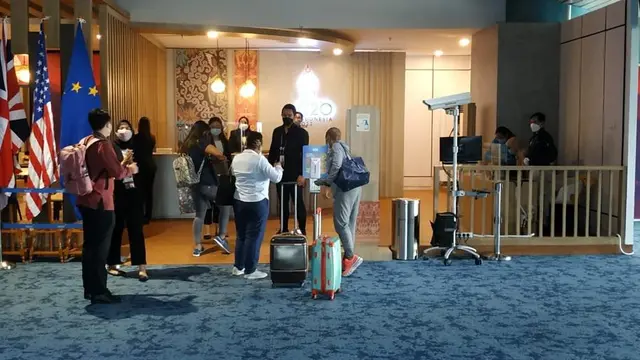 Bandara Soekarno-Hatta menyambut kedatangan delegasi G20 dari berbagai negara dan berbagai lembaga finansial serta lembaga global.