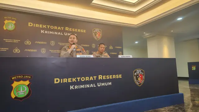 Kabid Humas Polda Metro Jaya Kombes Trunoyudo kepada wartawan, di Mapolda Metro Jaya, Jakarta, Jumat (3/2) (Bachtiarudin Alam/Merdeka.com)