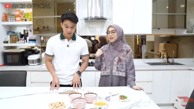 Potret Dapur Rumah Ria Ricis