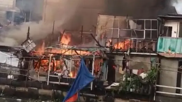 Kebakaran di Kapuk Muara