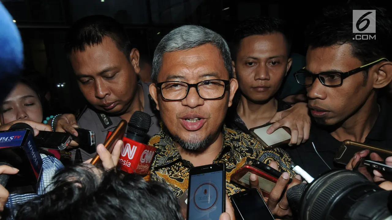 Mantan Gubernur Jabar Aher Usai Diperiksa KPK
