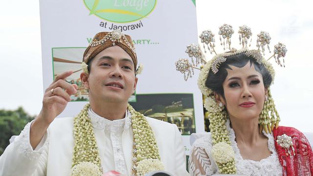 Emas 14 Gram Jadi Mahar Nikah Ardina Rasti Showbiz Liputan6 Com