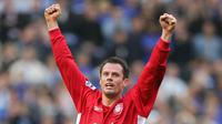Jamie Carragher, pesepak bola asli kelahiran Merseyside kandang Liverpool. Sepanjang kariernya bek sayap ini hanya pernah berkostum The Reds. (AFP Photo/Paul Ellis)