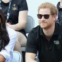 Sejak diberitakan memiliki hubungan spesial, pasangan kekasih Meghan Markle dan Pangeran Harry jarang sekali tampil di depan umum bersama. Namun belakangan, keduanya pun sudah tak malu lagi melakukannya. (AFP/Chris Jackson)