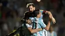 Lionel Messi mencetak satu gol plus dua assist, sekaligus membantu Argentina menang 3-0 atas Kolombia pada laga kualifikasi Piala Dunia 2018 zona CONMEBOL di Estadio San Juan del Bicentenario, Selasa (15/11/2016). (AFP/Juan Mabromata)