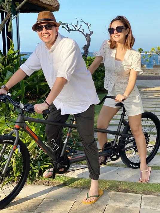 <p>Astrid Tiar menikah dengan Gerhard Reinaldi Situmorang pada 2012 silam. [Foto: instagram/astridtiar127]</p>