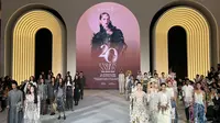 TOTON dan Mel Ahyar Merajut Warisan dalam Bahasa Mode Kontemporer di Runway Pembuka Fashion Nation