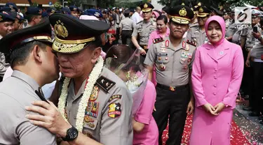 Irjen Idham Azis resmi sebagai Kapolda Metro Jaya menggantikan Irjen Mochamad Iriawan, kini sebagai Asisten Kapolri Bidang Operasi (As Ops).