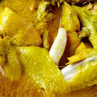 Ayam Ungkep Kuning. (Youtube/Mang MuDins)