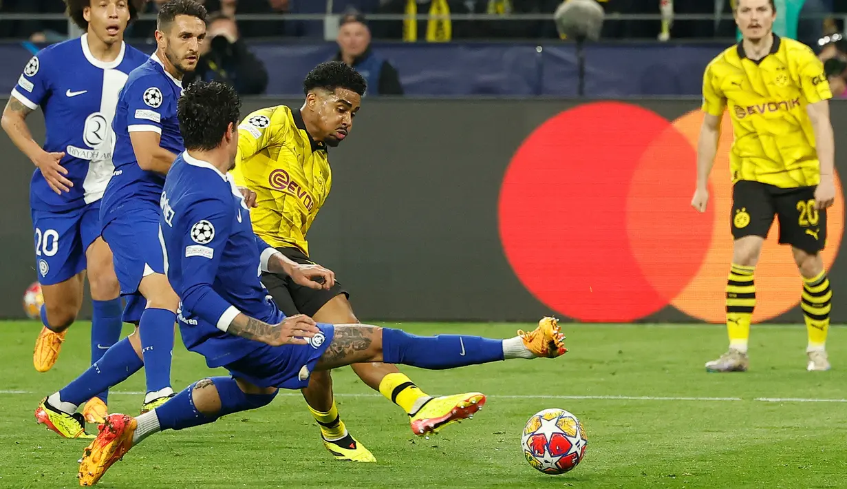 Dortmund memastikan langkahnya ke semifinal setelah sukses menaklukkan Atletico dengan skor 4-2. (Odd ANDERSEN / AFP)