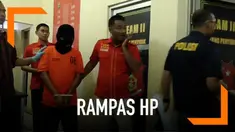 Seorang pria nekat merampas HP milik pemotor wanita. Pelaku berdalih melakukan aksinya demi biaya kehamilan istrinya.