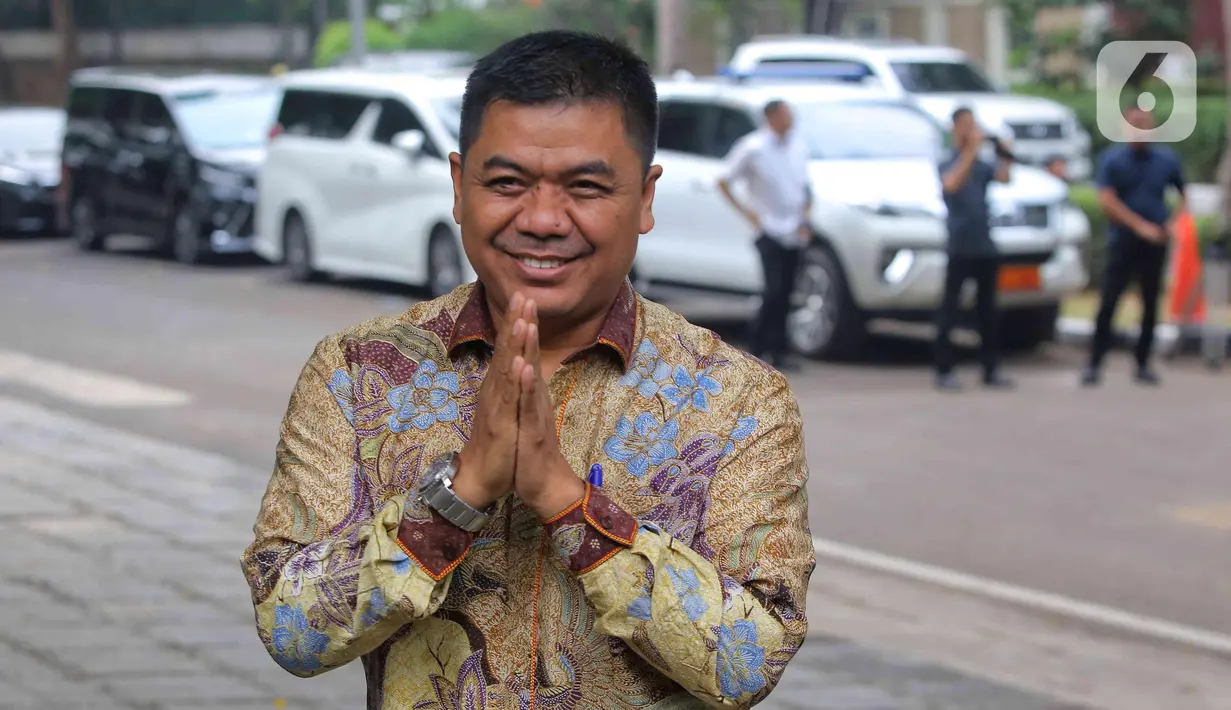 Juri Ardiantoro. Saat ini ia menjabat sebagai Deputi IV Kepala Staf Kepresidenan Bidang Informasi dan Komunikasi Politik. Sebelumnya Juri menjabat Ketua Komisi Pemilihan Umum sejak 2016 menggantikan Husni Kamil Manik yang meninggal dunia pada 2016. (Liputan6.com/Angga Yuniar)