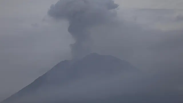 Kaleidoskop Foto 2021: Sejumlah Peristiwa Besar Terjadi di Indonesia