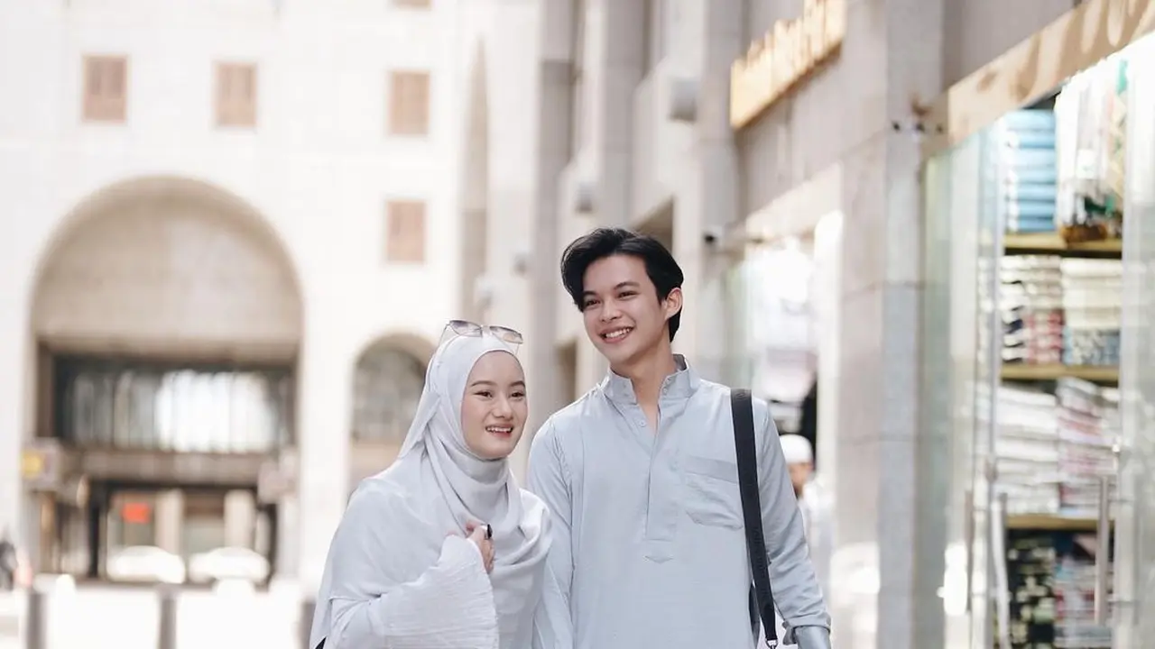 [Fimela] Rey Mbayang dan Dinda Hauw