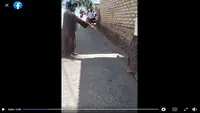 Video amatir yang memperlihatkan warga merekam suara dentuman di Sumenep, Madura, Jawa Timur (sumber: Facebook)