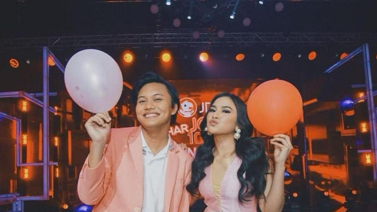 Dikabarkan Pacaran, Ini 6 Momen Kedekatan Rizky Febian dan Mahalini