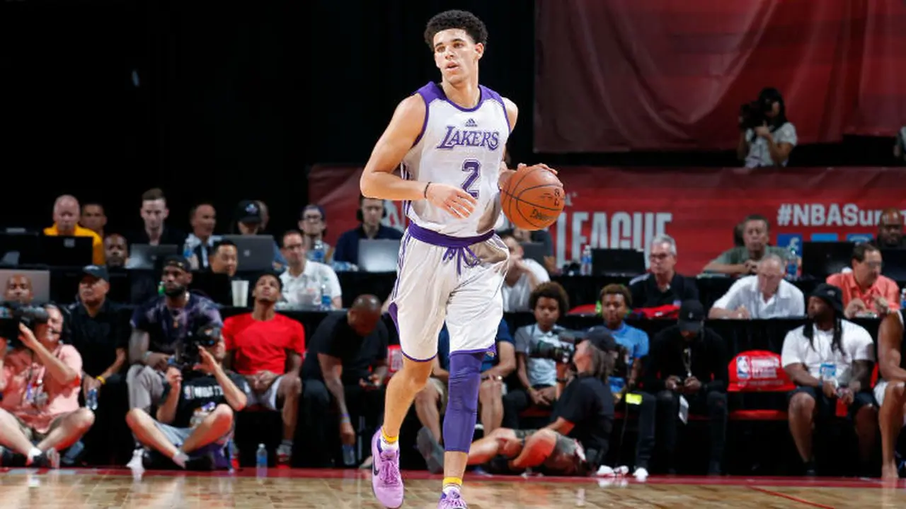 Guard LA Lakers, Lonzo Ball.