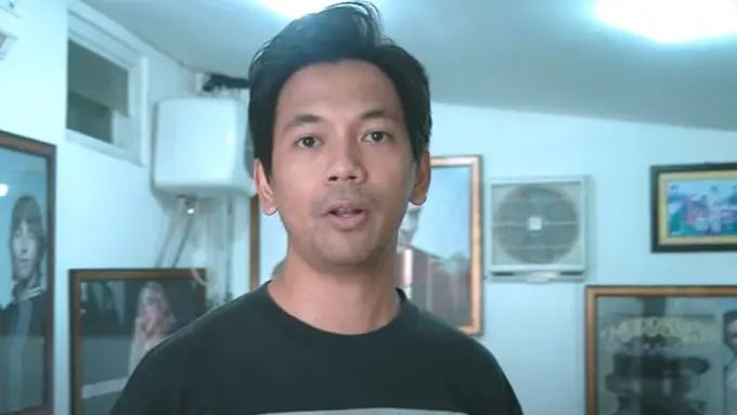 6 Potret Terbaru Rian D'Masiv Usai Potong Rambut, Penampilannya Berubah