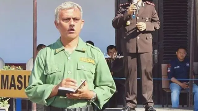 6 Editan Foto Jose Mourinho Paling Kocak, Ada yang Jadi Ojek Online