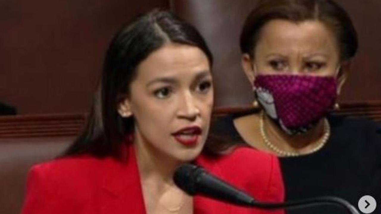 Kehadiran dan Gaun Anggota Parlemen AS di Met Gala 2021 Picu Kontroversi