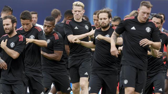 Manchester United, Piala Super Eropa, Real Madrid