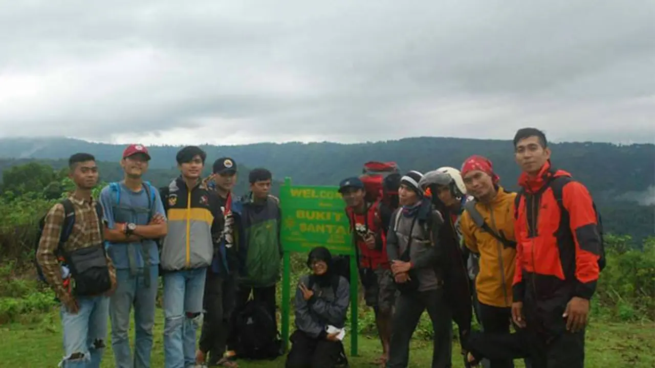 Keseruhan Sahur Bersama di Puncak Ketinggian