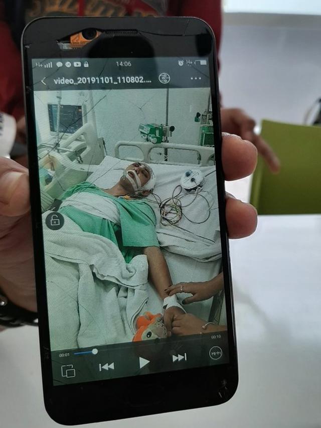 Membaik Pasca Operasi, Ini 5 Potret Dylan Carr Dirawat Intensif di Rumah Sakit