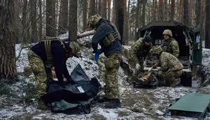Rusia Lancarkan Serangan Besar ke Ukraina, 8 Orang Tewas