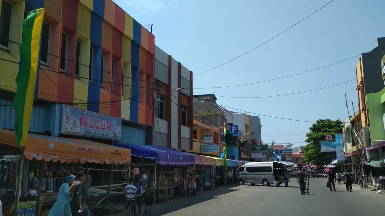 Warna Warni Pecinan dan Semangat Bhineka Tunggal Ika di Cirebon