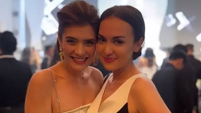 6 Potret Carissa Putri dan Rianti Cartwright di Resepsi Luna Maya ...