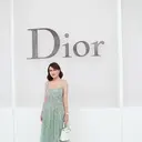 Gaya Summer Look Shandy Aulia Hadiri Dior Show di Paris Fashion Week, Foto Bareng Miranda Kerr dan Rihanna