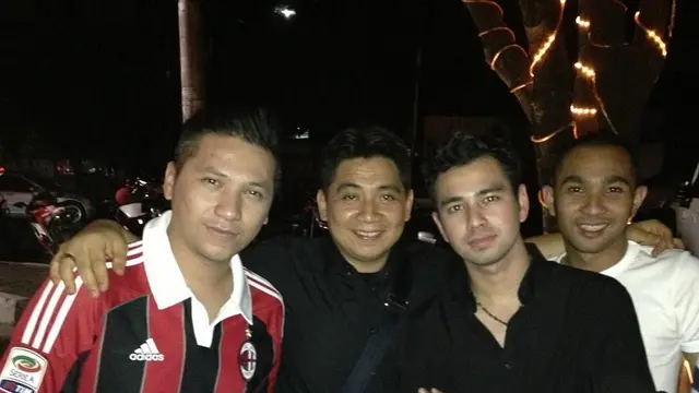 Potret jadul Raffi Ahmad (Foto: Instagram/@raffinaguita1717)