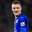 Jamie Vardy adalah seorang pemain bola yang tergabung di klub Leicester City