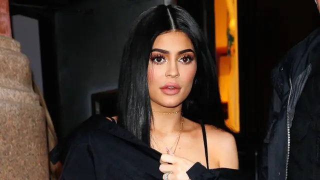 [Bintang] Kylie Jenner