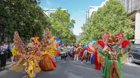 Warga Australia Terpukau Keindahan Solo Batik Carnival (KBRI Australia)
