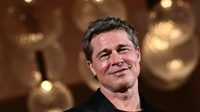 Dugaan Brad Pitt Lakukan Facelift Kembali Muncul Usai Tampil Lebih Muda di Venice Film Festival 2024