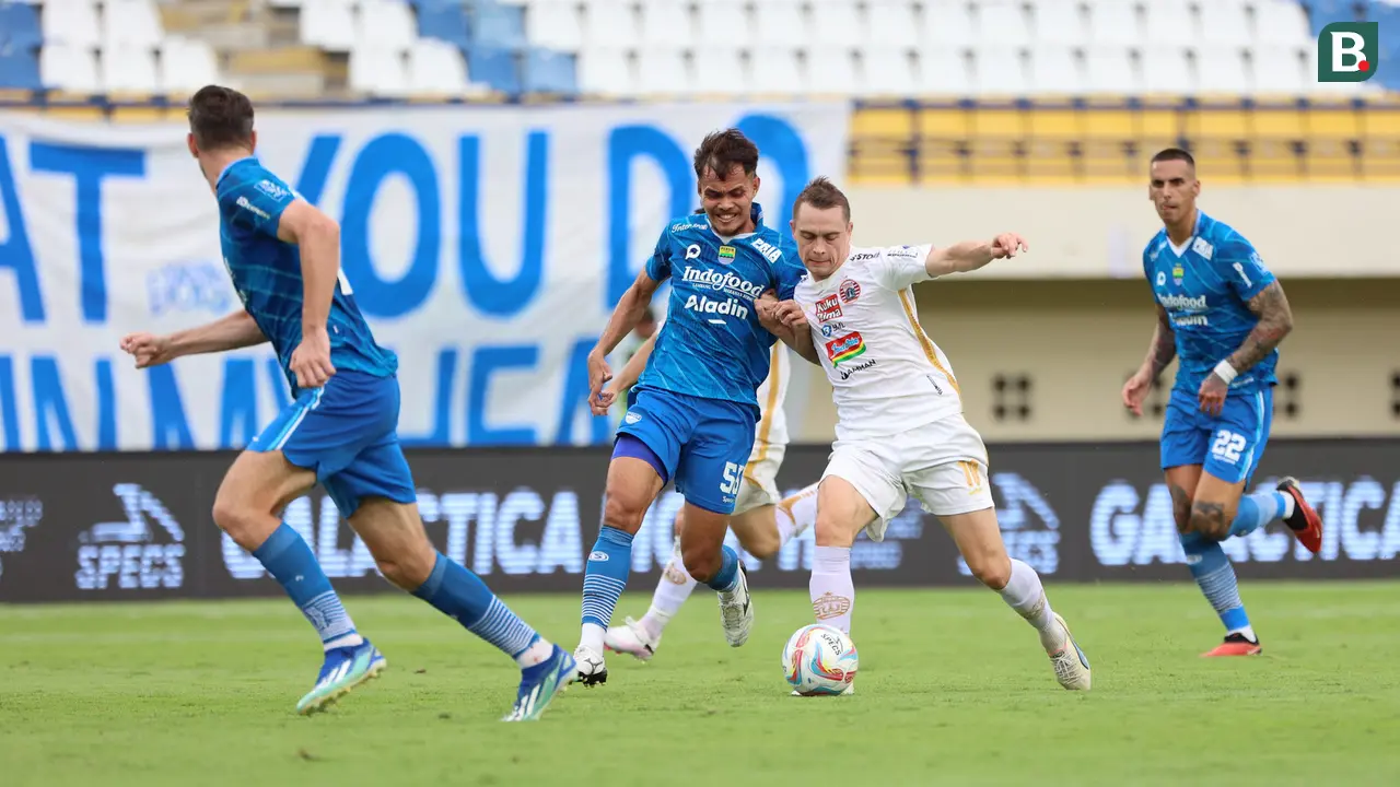 Persib Bandung vs Persija Jakarta - BRI Liga 1 2023/2024