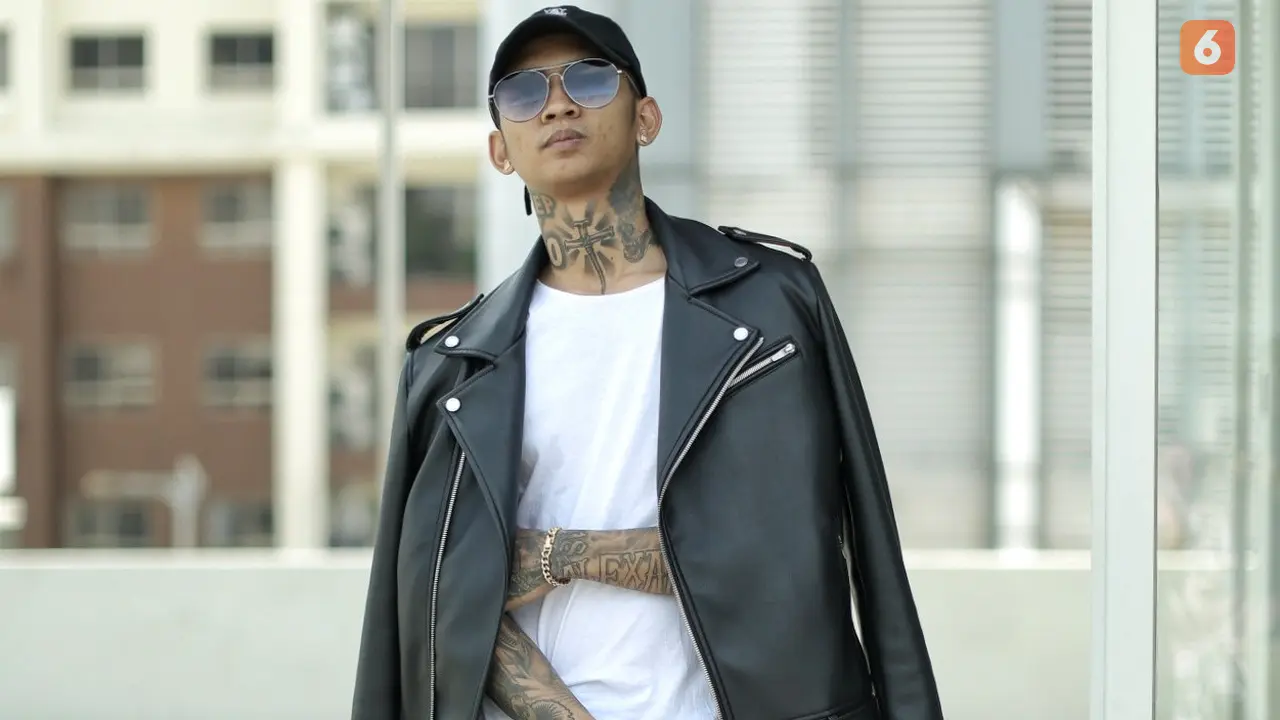 [Bintang] Young Lex