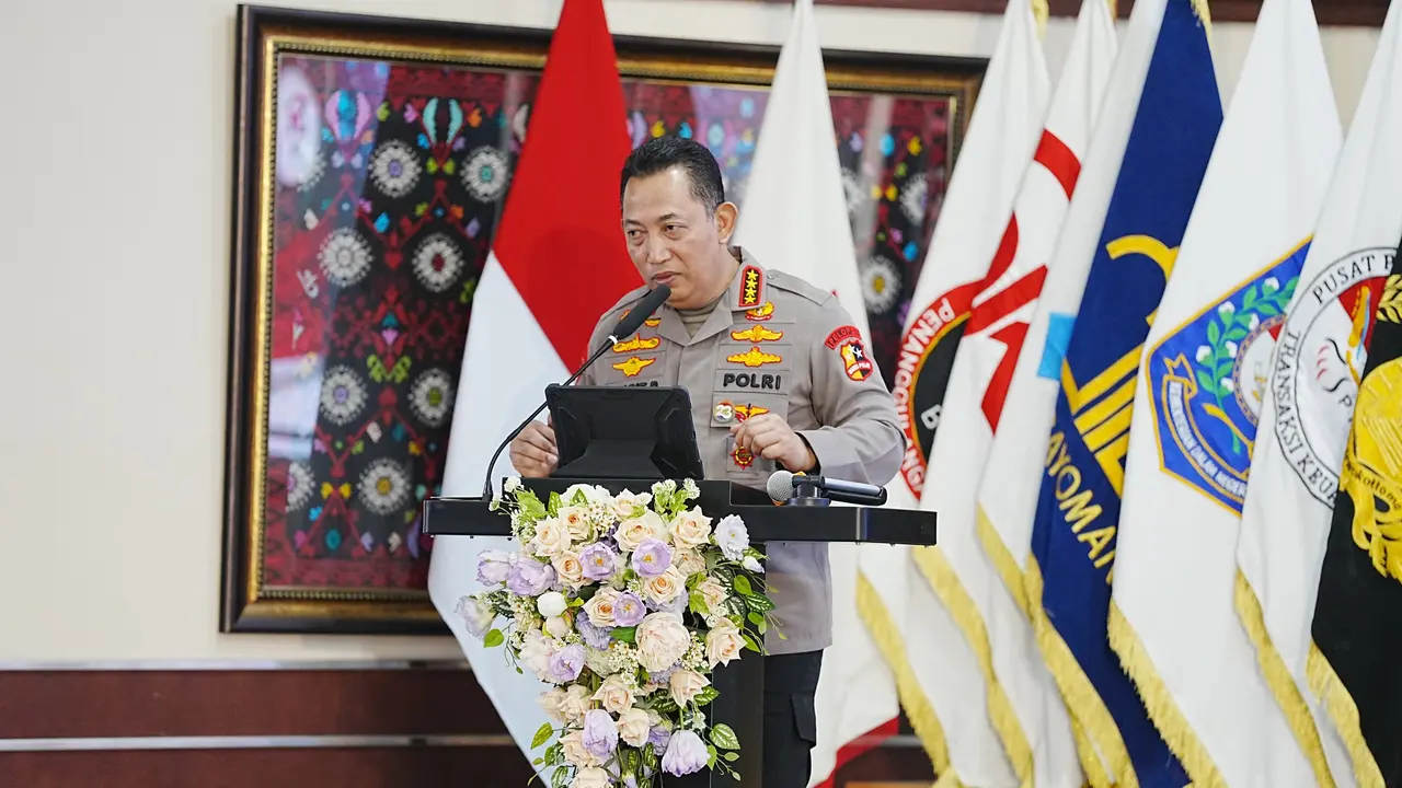 Kapolri Jenderal Listyo Sigit Prabowo menghadiri dan menjadi keynote speech pada Program Mentoring Berbasis Resiko (Promensisko) Tindak Pidana Pencucian Uang (TPPU) dan Pendanaan Terorisme (TPPT).