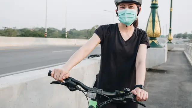 Gowes Sambil Santai Sore