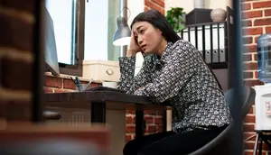 Duduk Terlalu Lama, Bisa Ganggu Fungsi Otak