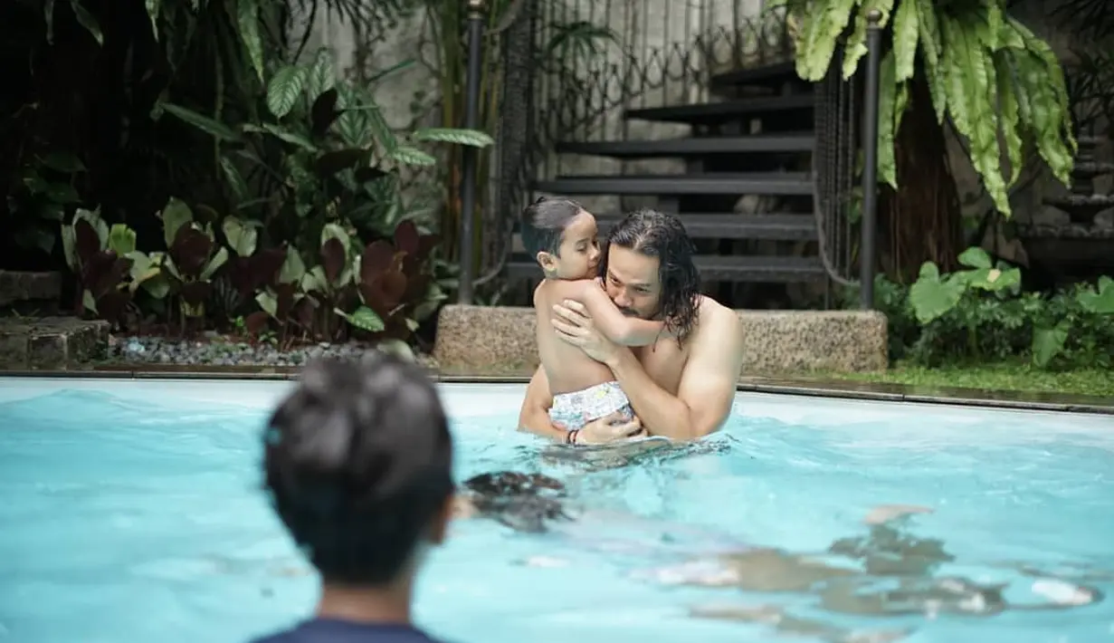 Keluarga Dwi Sasono (Instagram/widimulia)