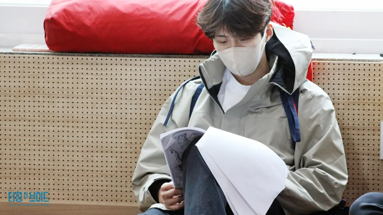 Kim Seon Ho. (Twitter/ thebestplays)